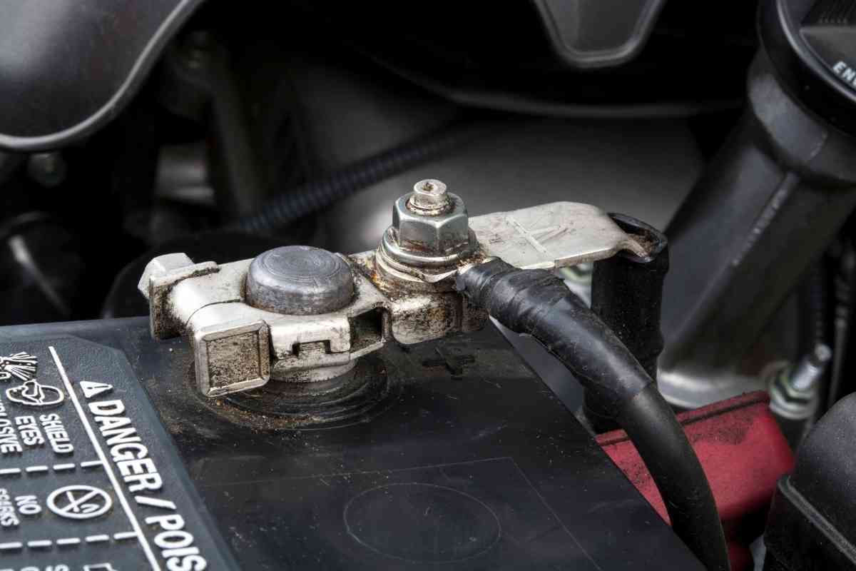 Can I Connect a Negative Battery Terminal To a Positive?